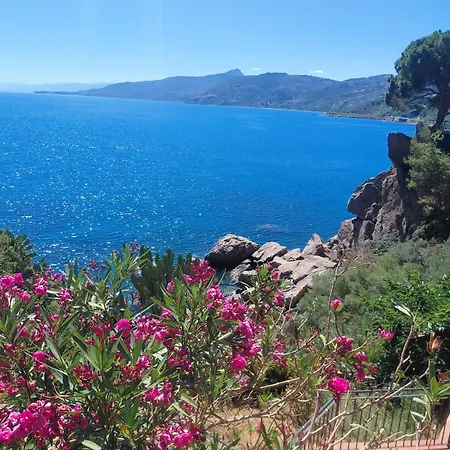 Kalura Sea View Willa *