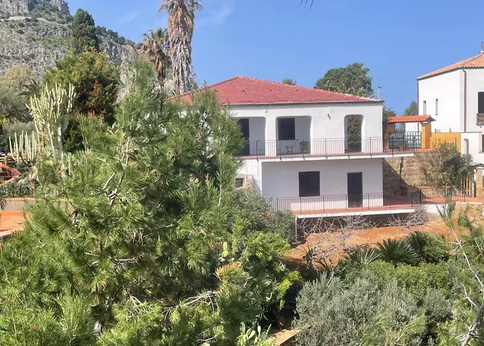 Kalura Con 2 Spiagge Private & Vista Mare * Cefalù