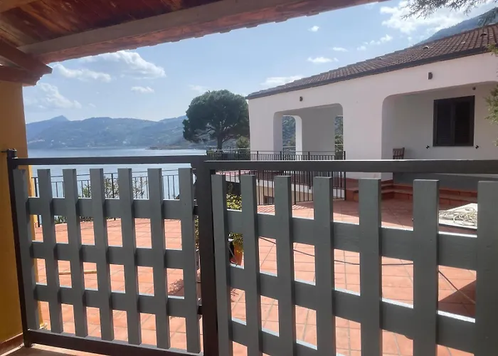 Kalura Con 2 Spiagge Private & Vista Mare Villa *