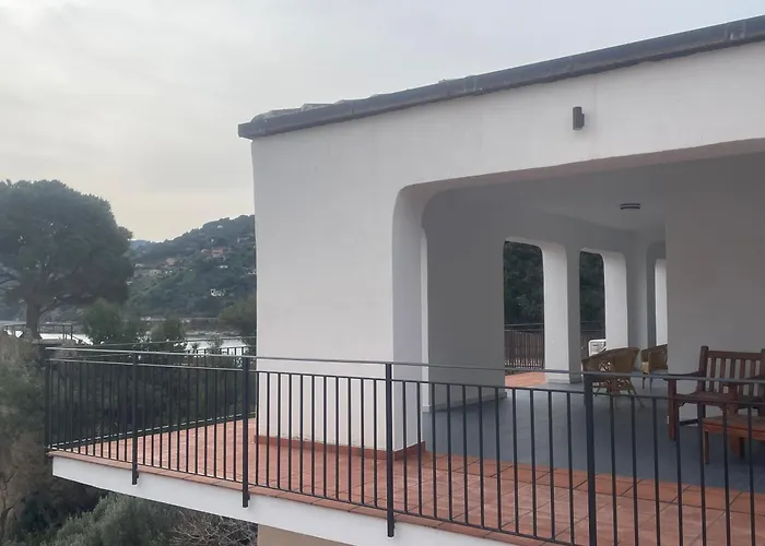 Kalura Con 2 Spiagge Private & Vista Mare *