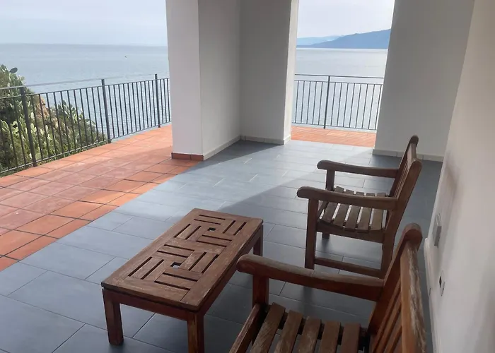 Villa Kalura Con 2 Spiagge Private & Vista Mare