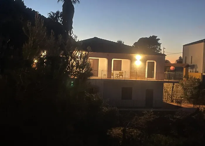 Kalura Con 2 Spiagge Private & Vista Mare *